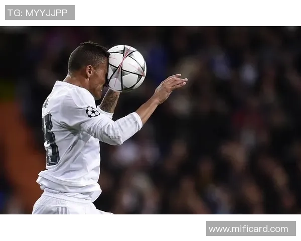 达尼洛的足球之路：从青涩少年到世界级球星的成长历程